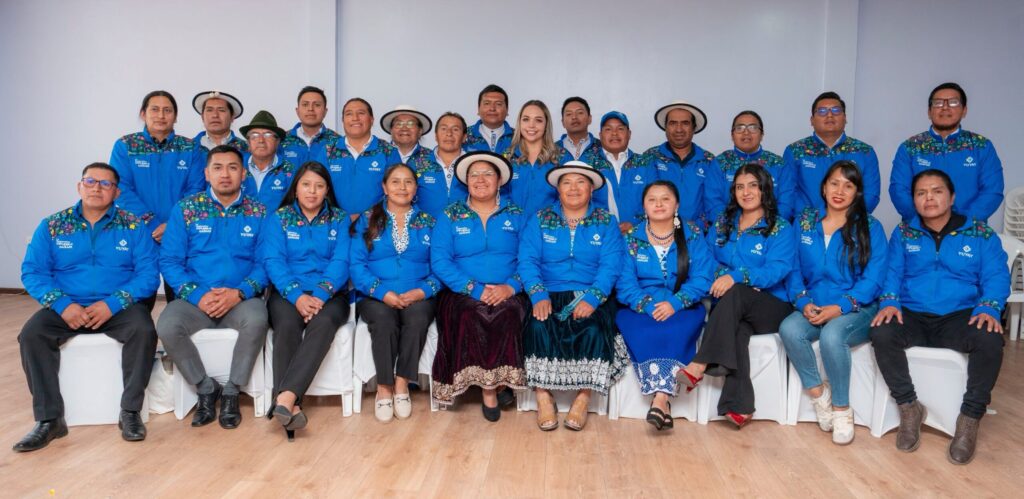 Entrega de credenciales a nuevos representantes fortalece la gobernanza de la Cooperativa Yuyay